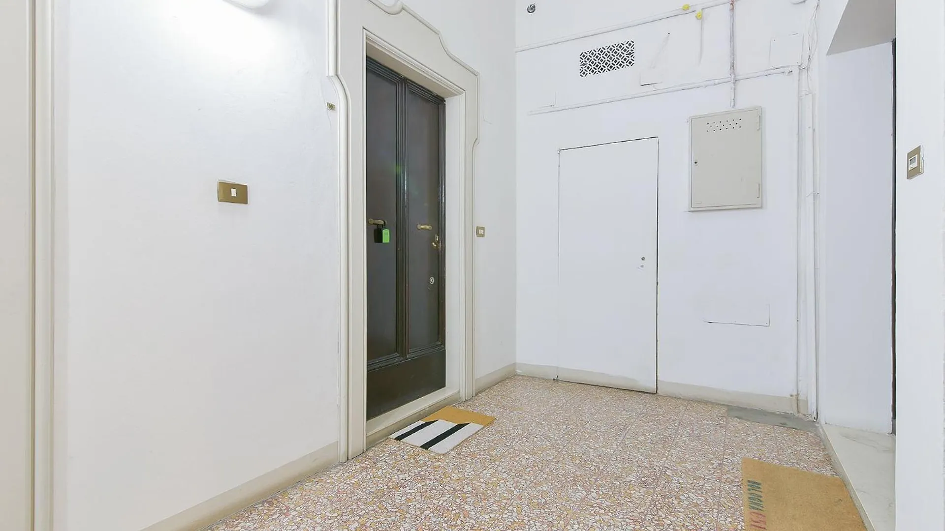San Vitale 5 Stelle - Central Luxury Apartment Bologna Italy